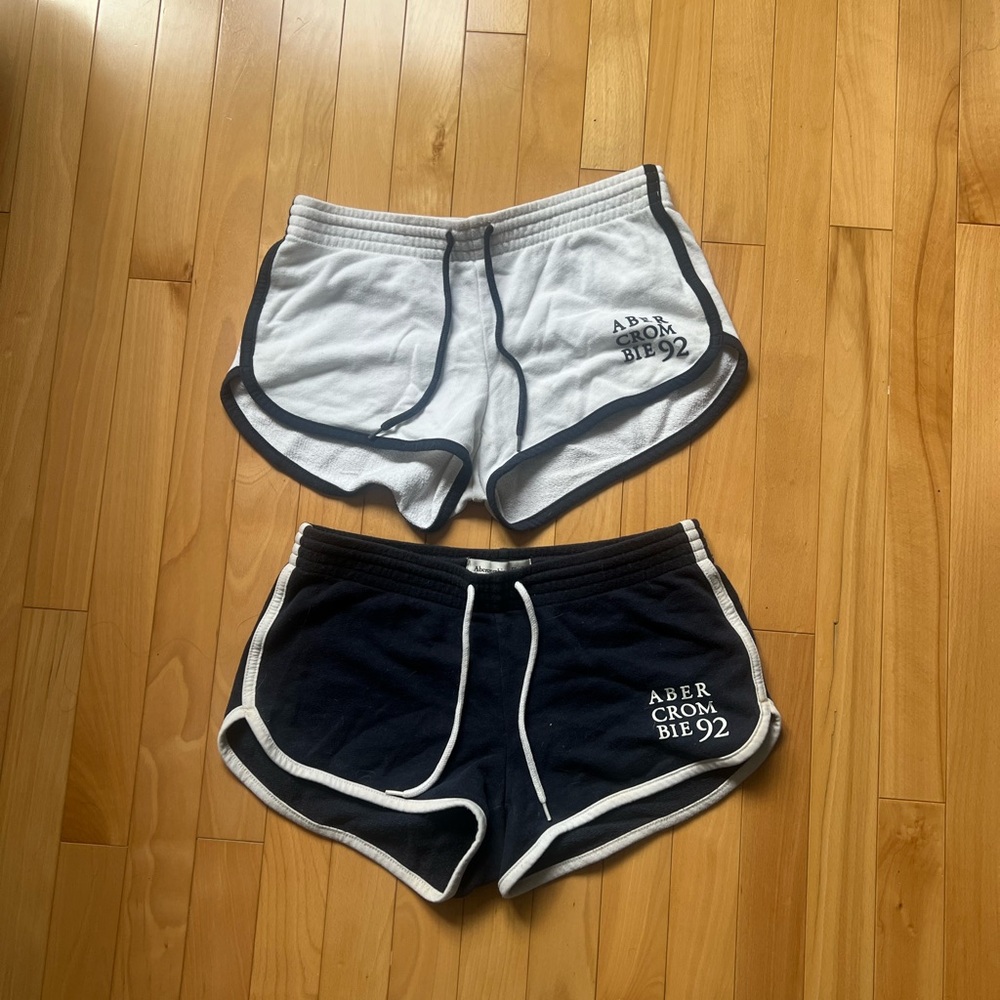 Abercrombie & Fitch White and Black Shorts Set